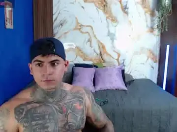 Chaturbate Free Porn Cam of maxstroncm18