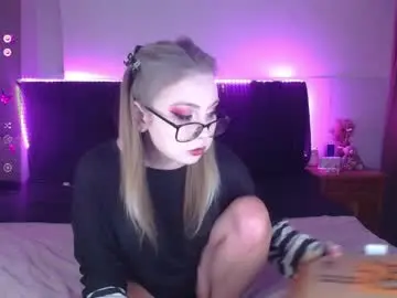 Chaturbate Free Porn Cam of shysweetrish
