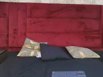 Chaturbate Sex Chat of strawberrymia68_