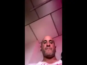 Chaturbate Watch Live Sex Cams of terraferma135