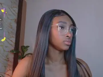 Chaturbate Nude Webcam of ahvi_ebony