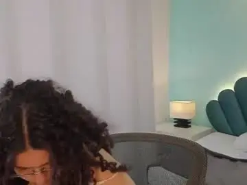 Chaturbate Best live sex cam show of aitana026