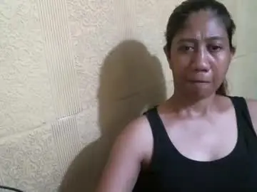 Chaturbate Watch Live Sex Cams of sweetkriss4u