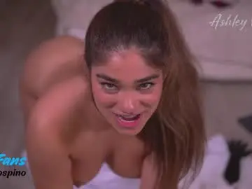 Chaturbate Live Sex Cam of ashley_ospino