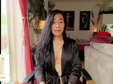 Chaturbate Live Sex Cam of bianca_transpinay