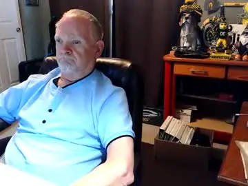 Chaturbate Live Sex Cam of midwestdad09