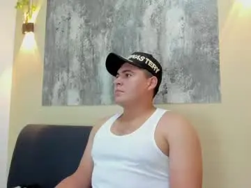 Chaturbate Live Sex of theo_wood3