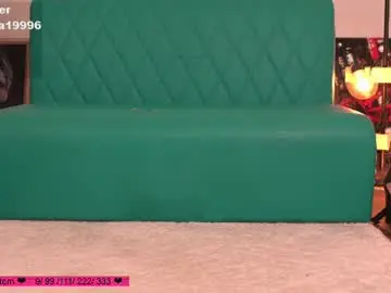 Chaturbate Free Porn Cam of homehornyeva