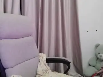 Chaturbate Best live sex cam show of lola_creolla