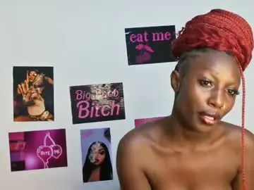 Chaturbate Live Sex Cam of zia_vier
