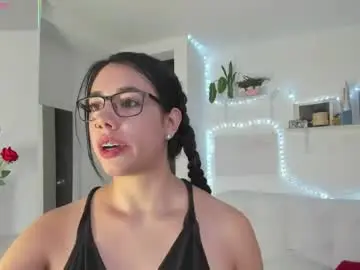 Chaturbate Free Live Porn of paulina_dossantos