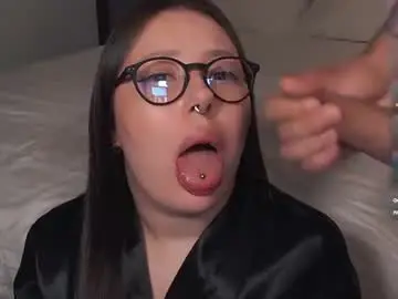 Chaturbate Adult Webcam of hot_crystals