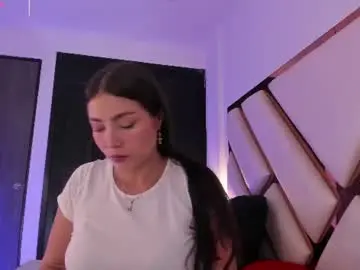 Chaturbate Free Live Porn of mariana_smiith