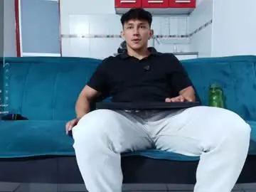 Chaturbate Live Porn of jacques_cardiet