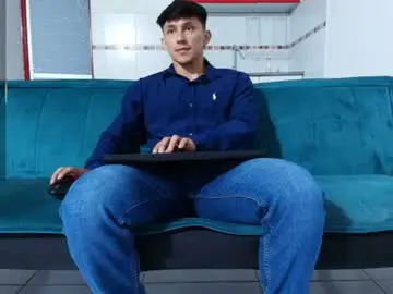 Chaturbate Live Porn of jacques_cardiet