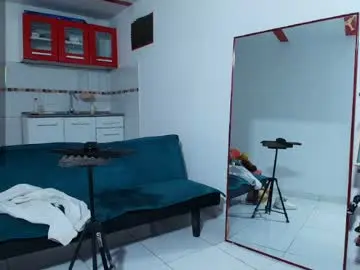 Chaturbate Live Sex Cam of jacques_cardiet