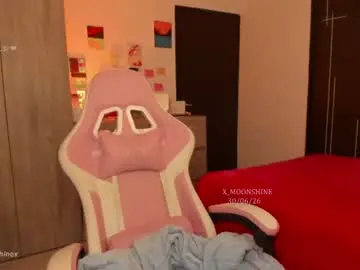 Chaturbate Live Sex of x_moonshine