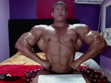 Chaturbate Live Sex Cam of alex_bigcumvez