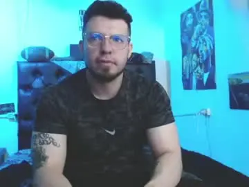 Chaturbate Best live sex cam show of brad_hot_boy