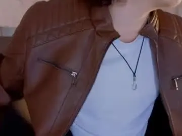 Chaturbate Live Sex Cam of hotu_69