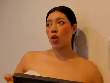 Chaturbate Nude Webcam of emma_walton_