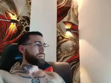 Chaturbate Live Sex Cam of luke_davis01