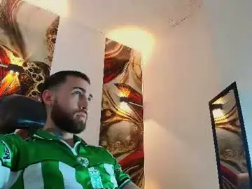 Chaturbate Free Live Porn of luke_davis01
