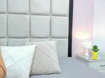 Chaturbate Sex Cam of raven_luxx