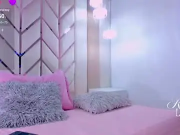 Chaturbate Watch Live Sex Cams of raven_luxx