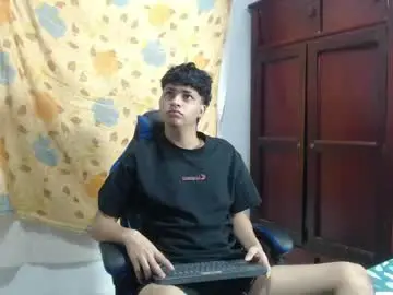 Chaturbate Watch Live Sex Cams of alice_julls