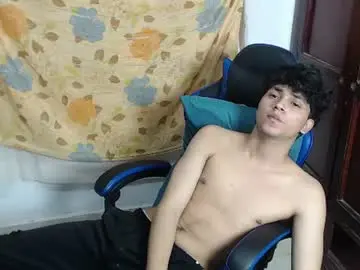Chaturbate Live Sex of alice_julls