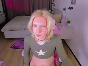 Chaturbate Free Live Porn of mikaella_nicole