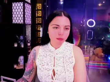 Chaturbate Nude Webcam of alma_pearl