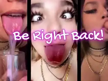 Chaturbate Live Sex Cam of booboosperfectfacefuck