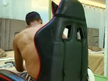 Chaturbate Sex Chat of christian_lundgren