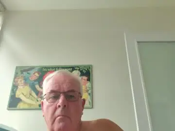 Chaturbate Live Sex Cam of mitchpj