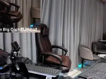 Chaturbate Watch Live Sex Cams of alpha_uk_boss