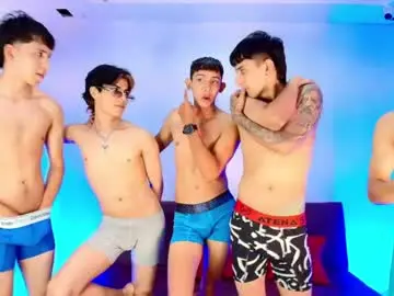 Chaturbate Sex Cam of chillbicrew