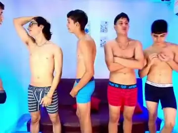 Chaturbate Free Porn Cam of chillbicrew