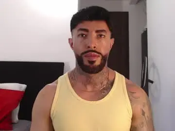 Chaturbate Live Sex Cam of maximus_golden