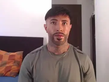 Chaturbate Best live sex cam show of maximus_golden