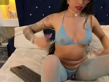 Chaturbate Sex Chat of madele_hills