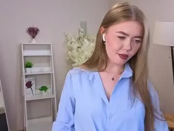 Chaturbate Best Webcam of _liilcrystal_