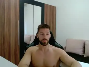 Chaturbate Live Sex Cam of darius_94