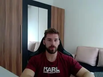 Chaturbate Live Sex of darius_94