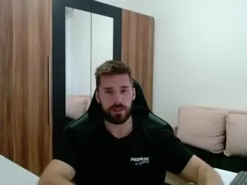 Chaturbate Free Live Porn of darius_94
