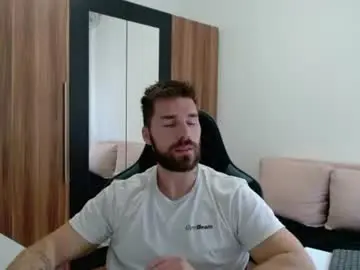 Chaturbate Adult Webcams of darius_94