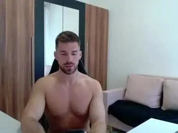Chaturbate Live Sex of darius_94