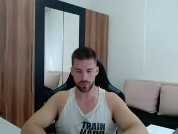 Chaturbate Live Sex Cam of darius_94