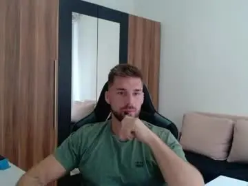 Chaturbate Best live sex cam show of darius_94